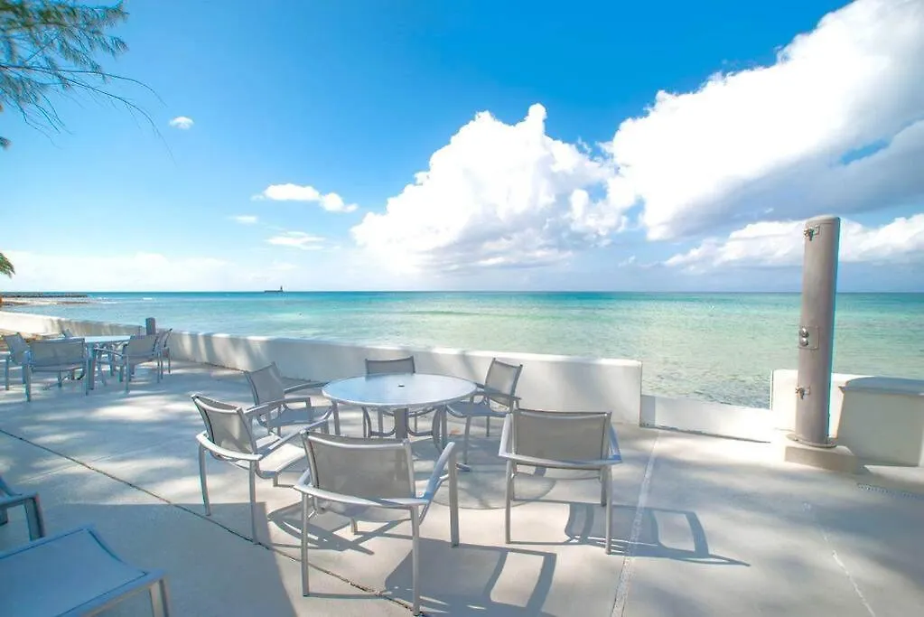 Tamarind Bay Unit # 22 Apartment Seven Mile Beach 0*,  Cayman Islands